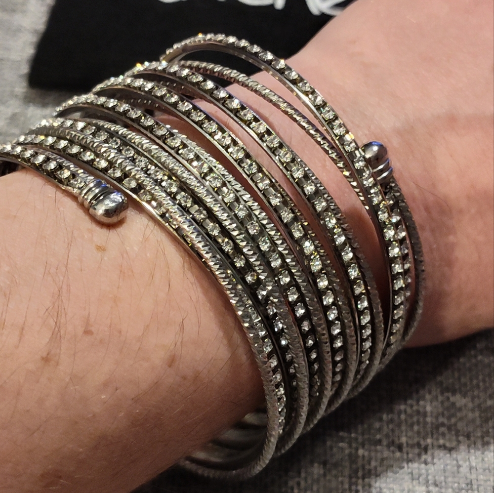 Cache Bracelet - Picture 6 of 9